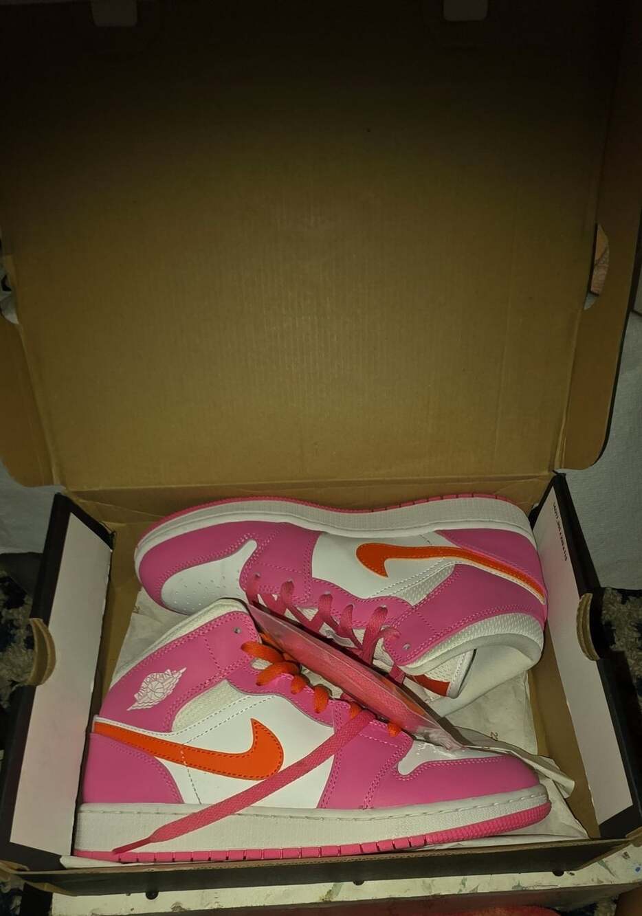 Jordan Air Jordan 1 Mid Size 7Y Pinksicle Safety Orange White